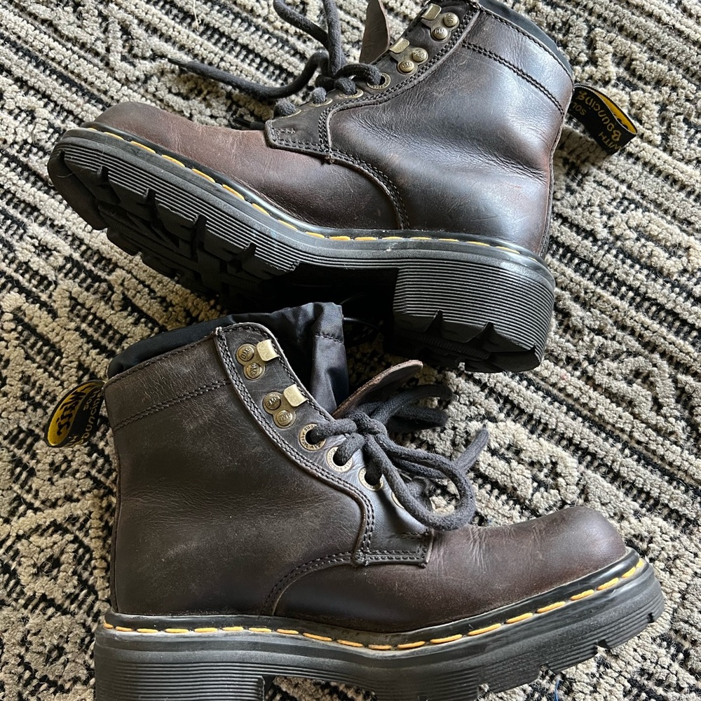 Dr. Martens Air Wair boots 5